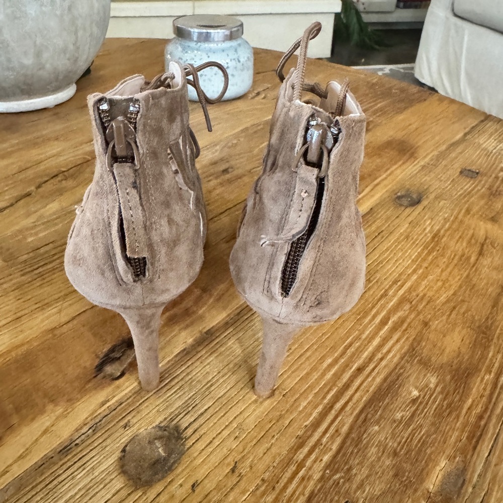 Pour la victorie heels - Picture 3 of 7